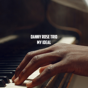 一边操逼一边打电话,操她
